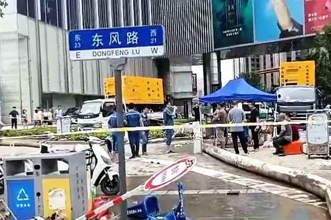 华体会官方端网站登录入口-华体会(中国)排涝突击队在排涝现场